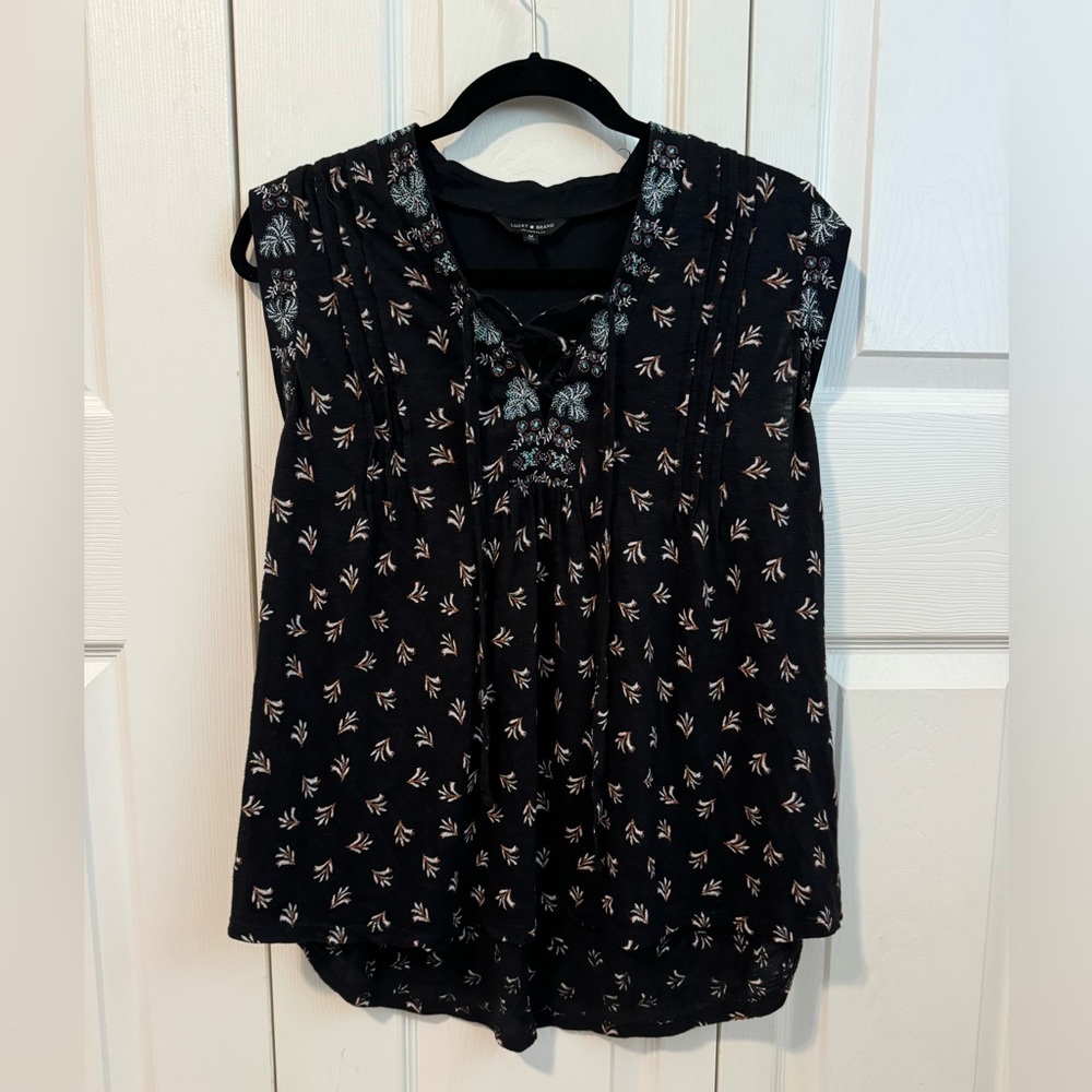 Sleeveless top